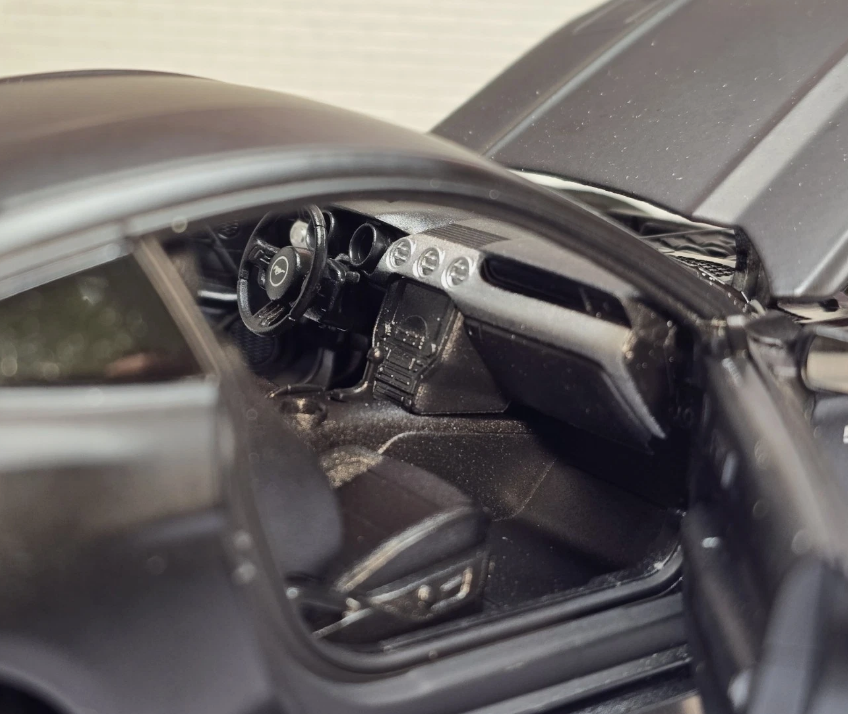 Ford 2015 Mustang GT 24062 Welly 1:24