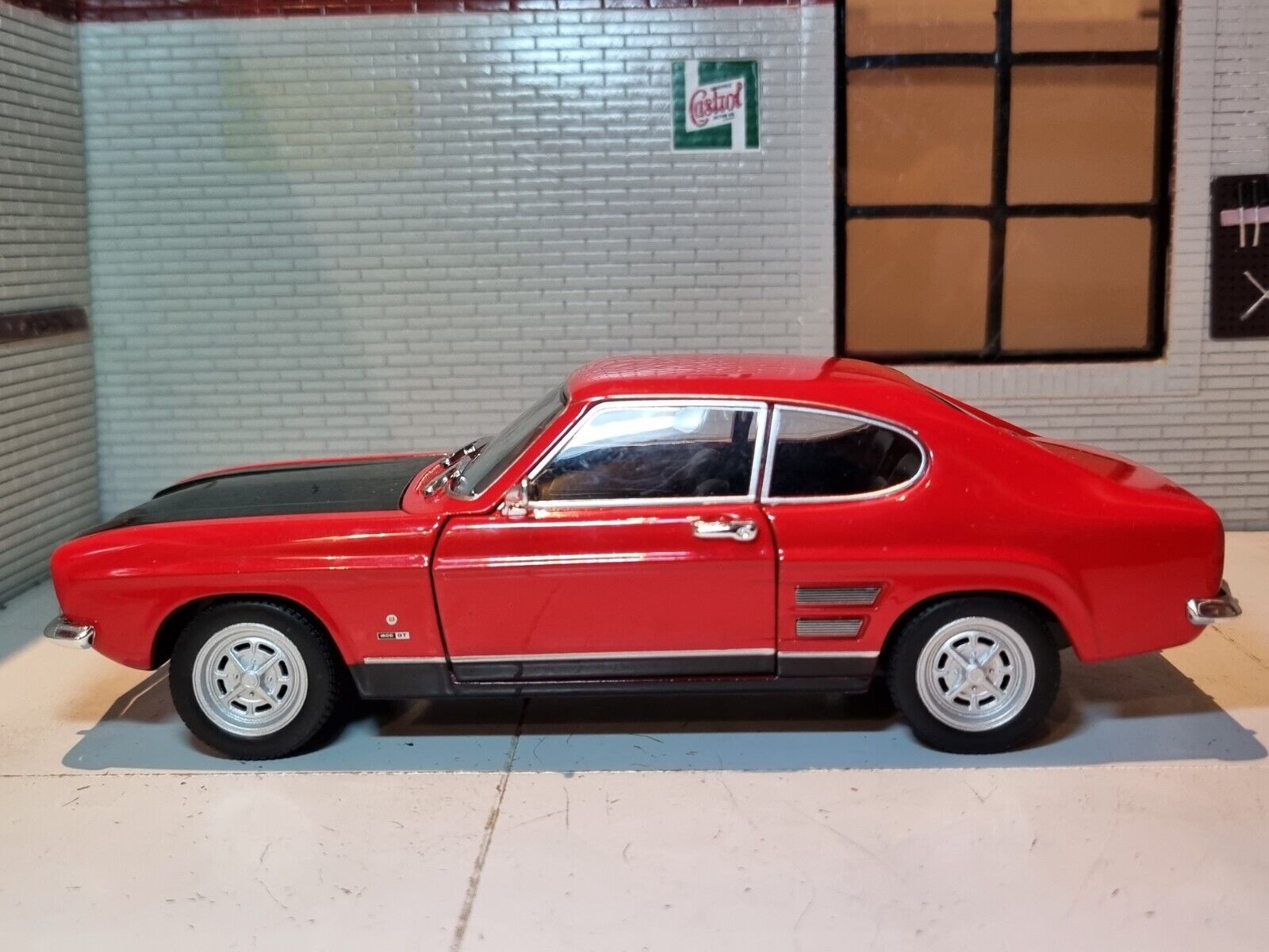Rare minichamps Ford Capri Mk1 In Le Mans Green 1/43 1969 - Limited Ediition | UK Rare minichamps Ford Capri Mk1 In Le Mans Green 1/43 1969 - Limited Ediition | UK