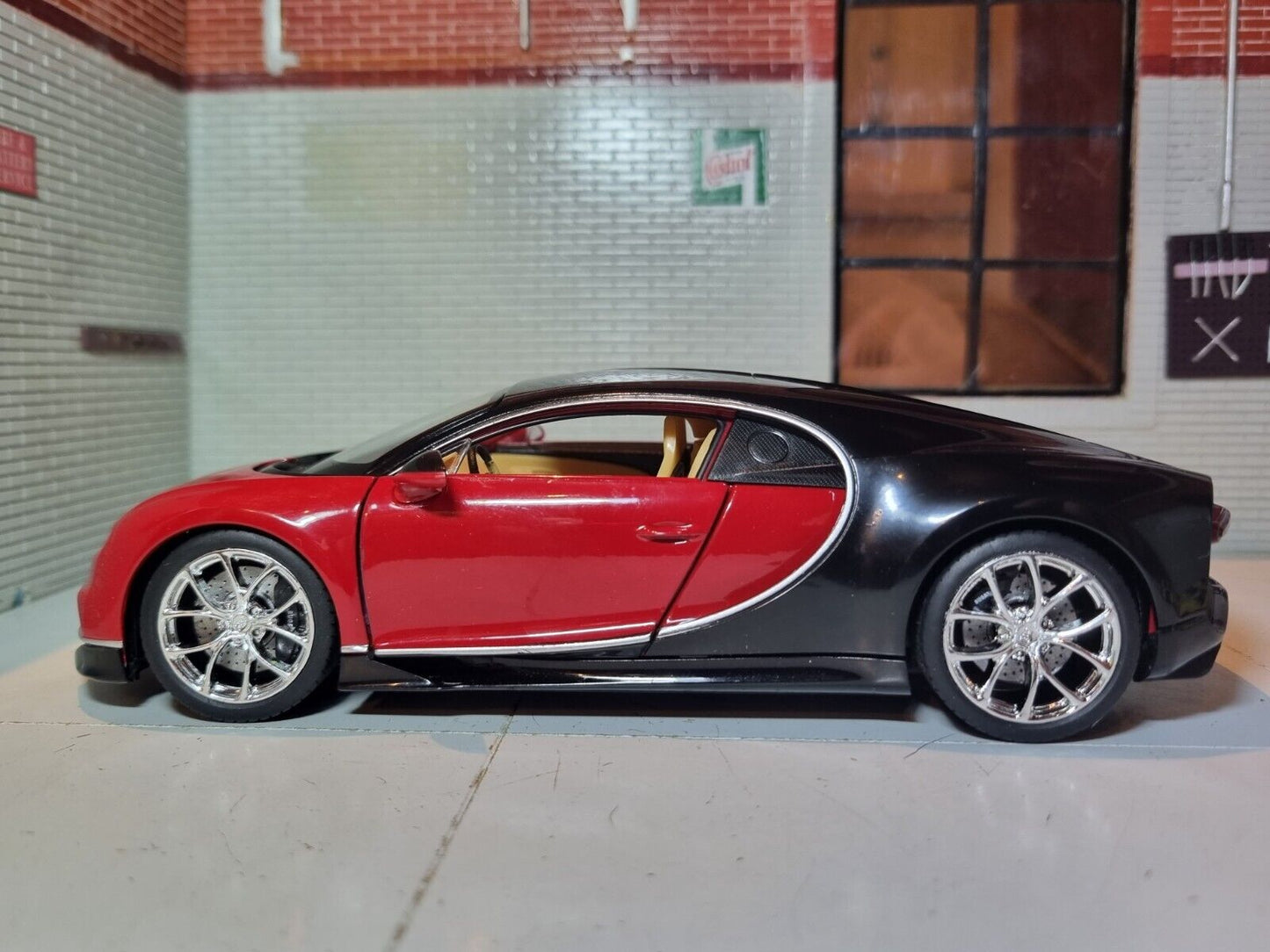 Bugatti Chiron W16 24077 Welly 1:24
