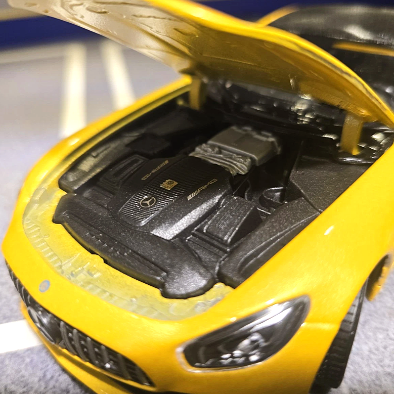 Mercedes 2017 AMG GT-R 24081 Welly 1:24 (RED/YELLOW)