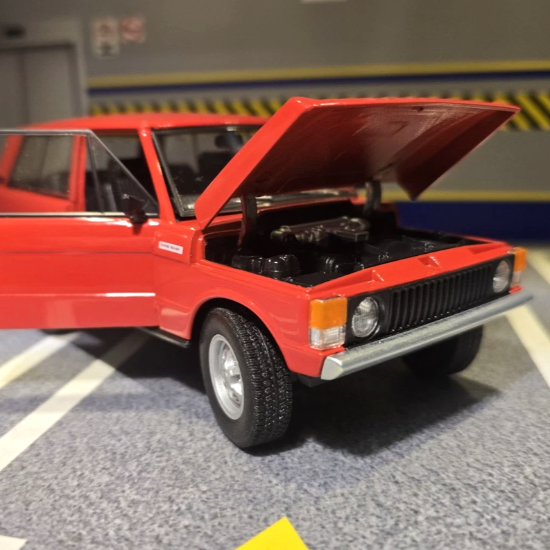 Range Rover 1977 2 Door Classic 24128 Welly 1:24