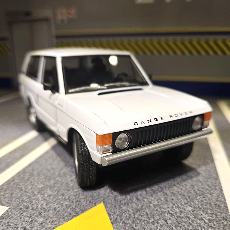 Range Rover 1977 2 Door Classic 24128 Welly 1:24