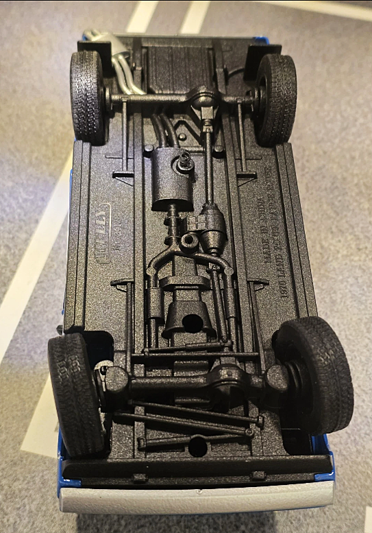 Range Rover 1977 2 Door Classic 24128 Welly 1:24