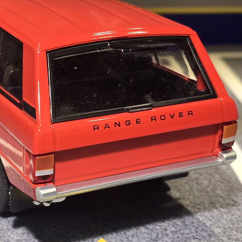 Range Rover 1977 2 Door Classic 24128 Welly 1:24