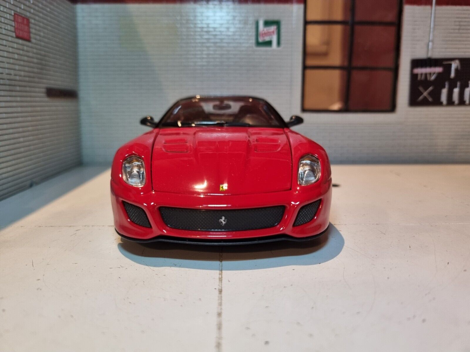 Ferrari 599 GTO 26019 Bburago 1:24 – Emberton Imperial