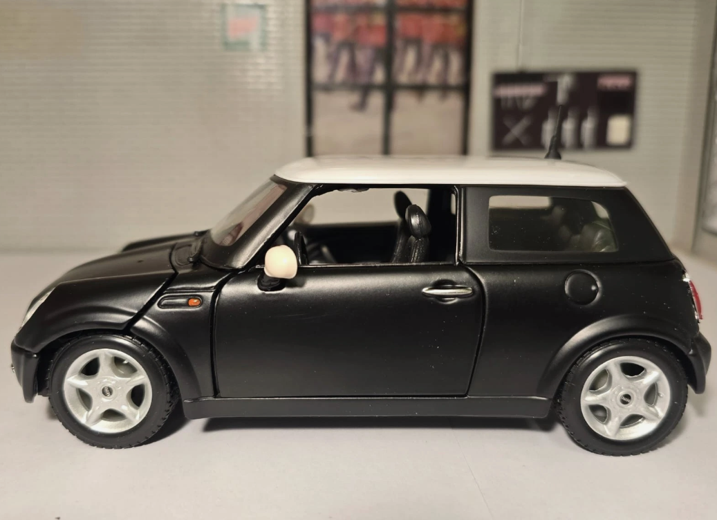 Mini One Cooper 31219 Maisto 1:24