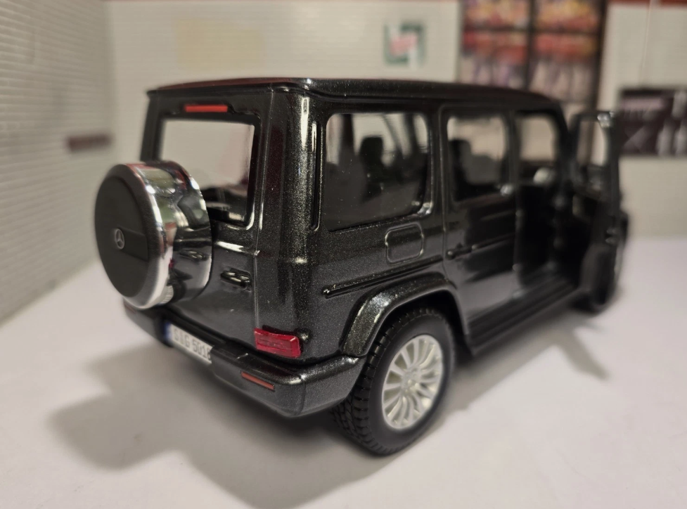 Mercedes G Class Wagon 31531 Maisto 1:24