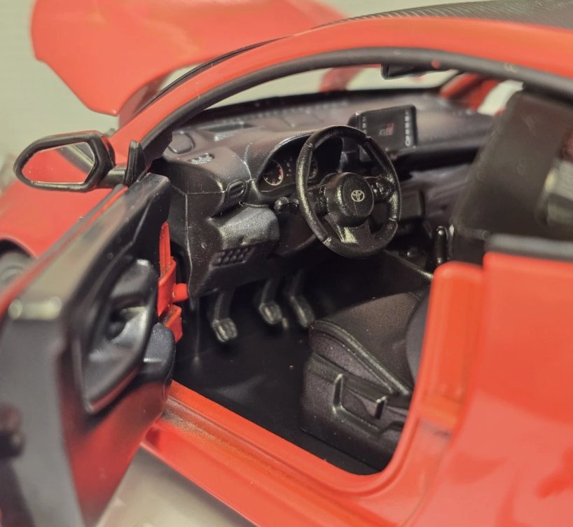 Toyota 2021 Yaris GR 32909 Maisto 1:24