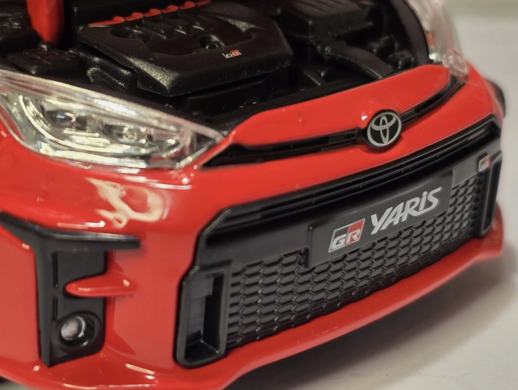 Toyota 2021 Yaris GR 32909 Maisto 1:24