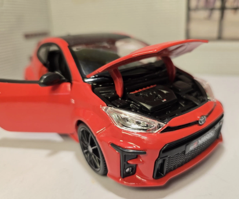 Toyota 2021 Yaris GR 32909 Maisto 1:24
