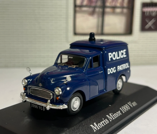 Morris 1975 Minor 1000 British Police Dog Van 1:43