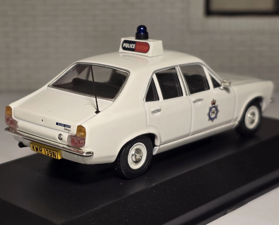 Hillman 1972 Avenger West Yorkshire Police Car 1:43