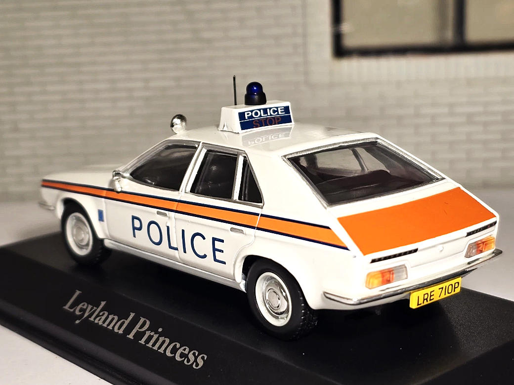 Leyland 1975 Princess Police Car 1:43