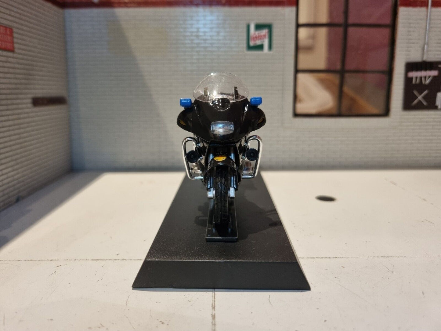 BMW 2003 R850 RT Corazzieri Polizeimotorrad 1:18