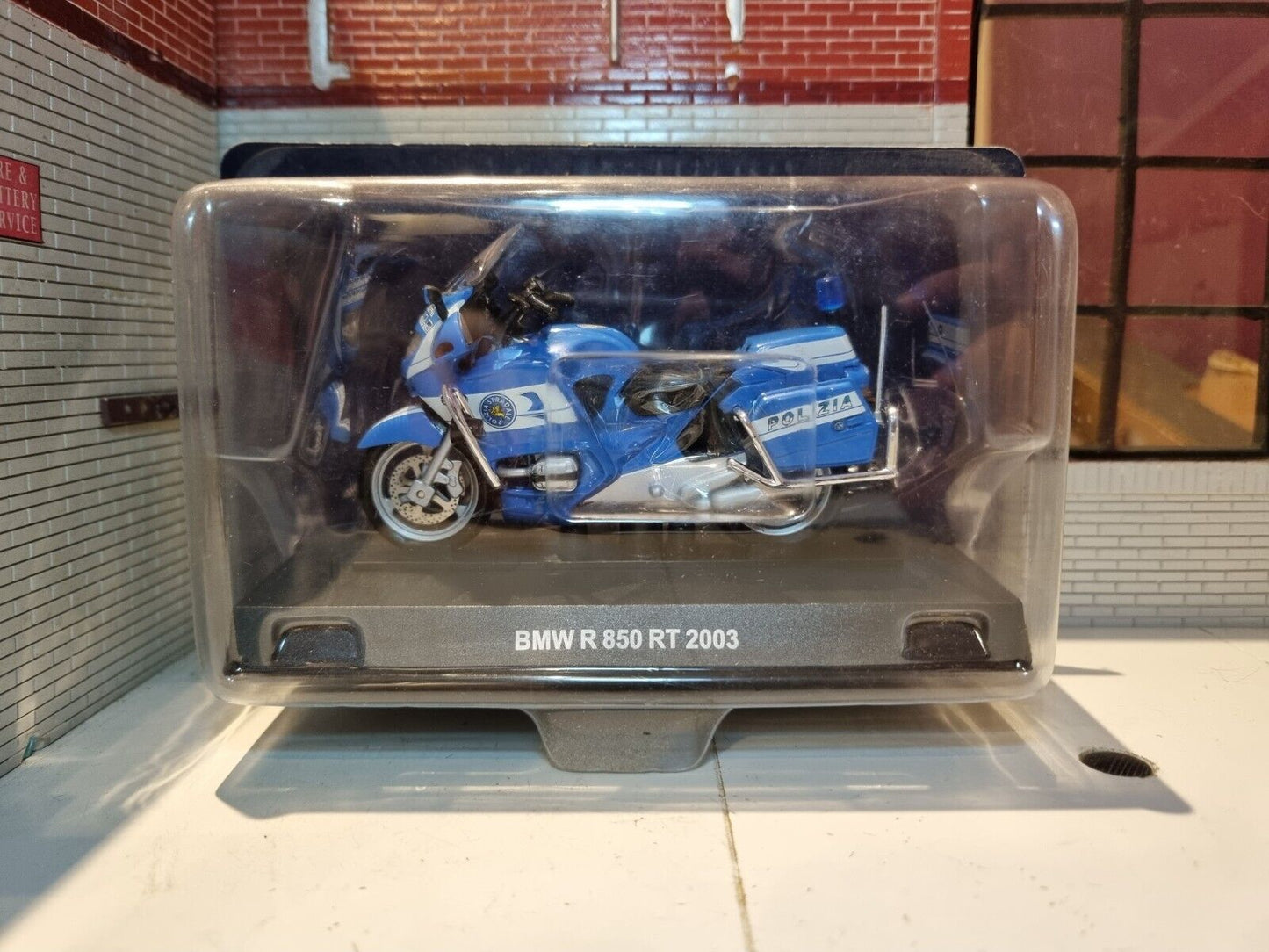 BMW 2003 R850 RT Police Motorbike 1:18