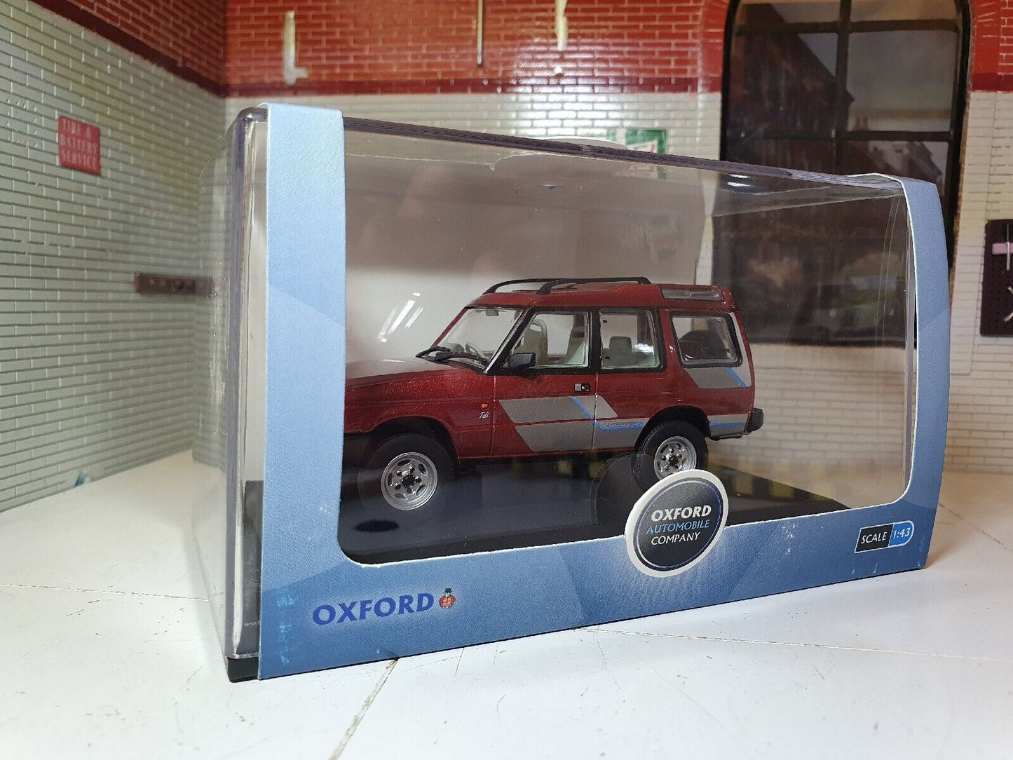 Land Rover 1989-93 3-Door Discovery 1 43DS1001 Oxford Diecast 1:43