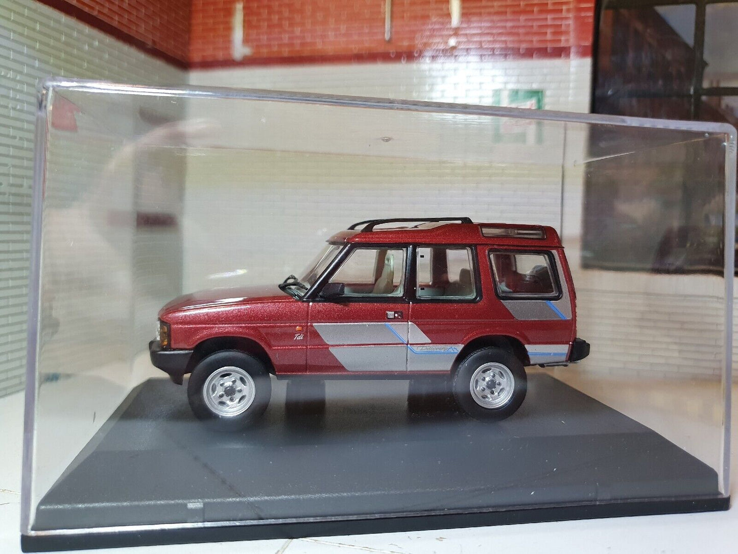 Land Rover 1989-93 3-Türer Discovery 1 43DS1001 Oxford Druckguss 1:43