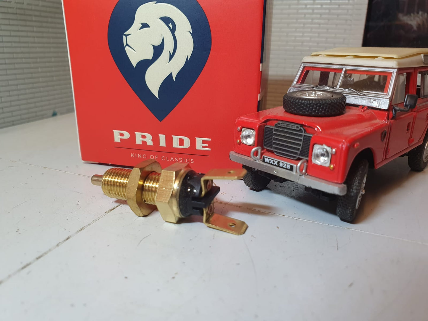 Land Rover Series 3 Servo Fitted Brake Light/Gearbox Reverse Light Swi ...