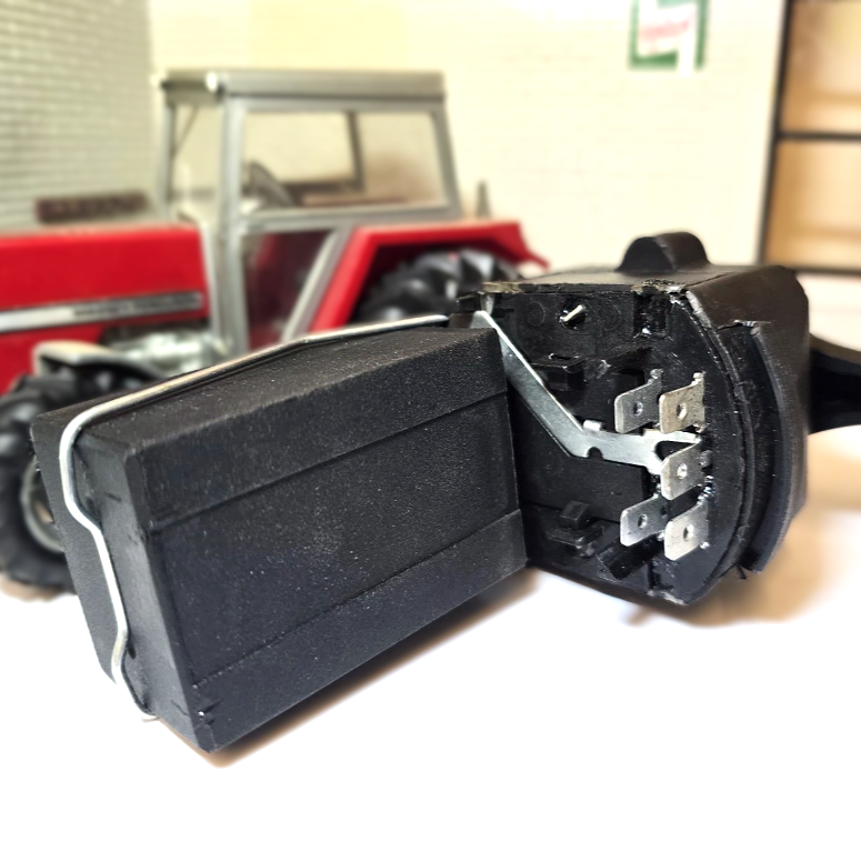 Massey Ferguson Indicator Switch 1682977M1