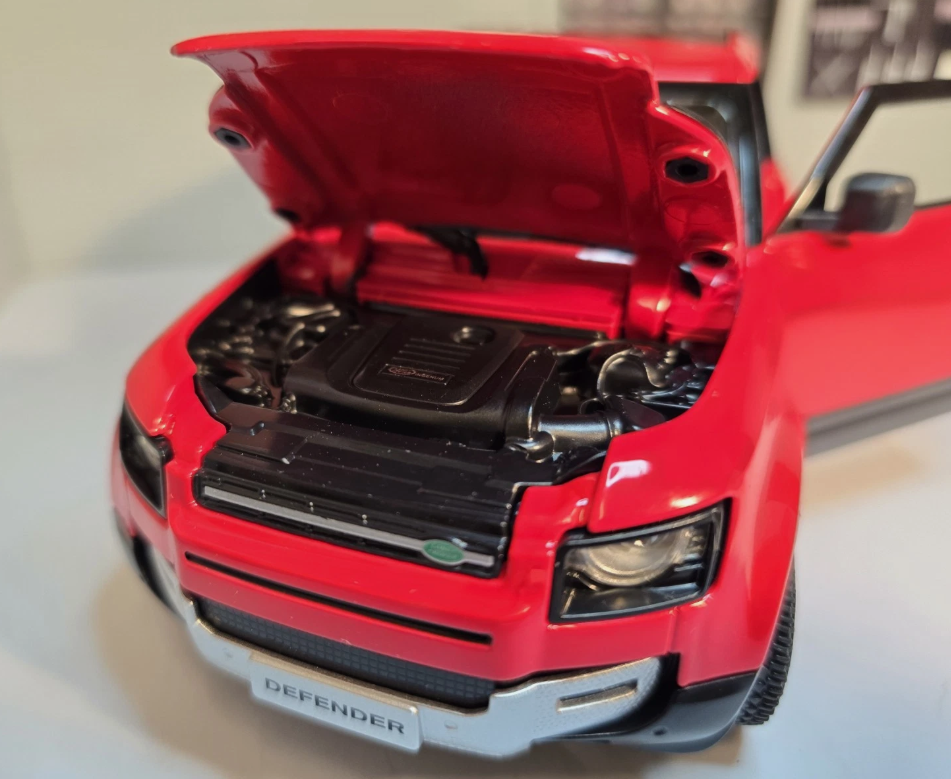 Land Rover 2022 Defender 90 64700 Rastar 1:24 (Red/White)