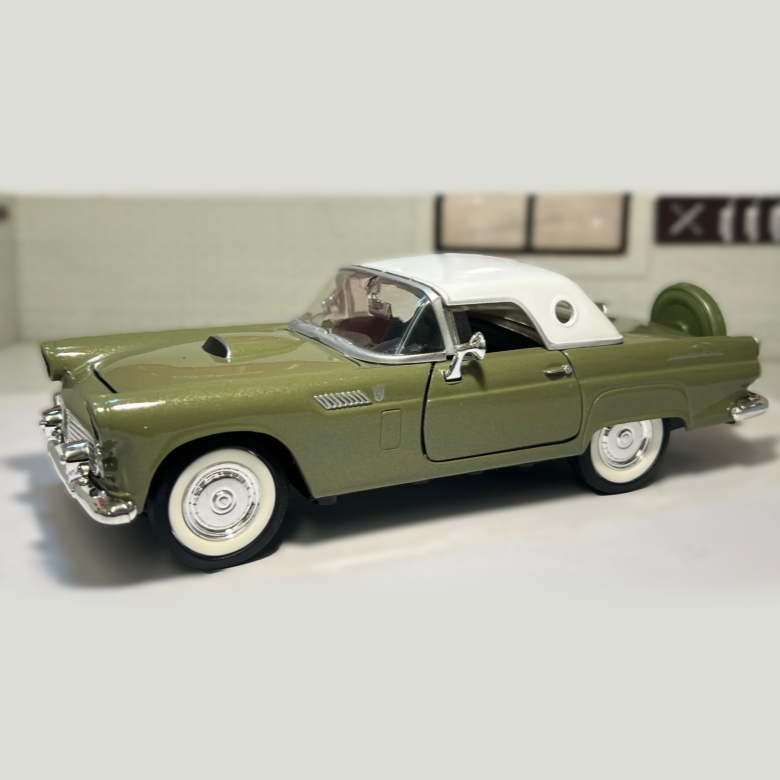 Ford 1956 Thunderbird Coupe Hard Top Motormax 73312 1:24