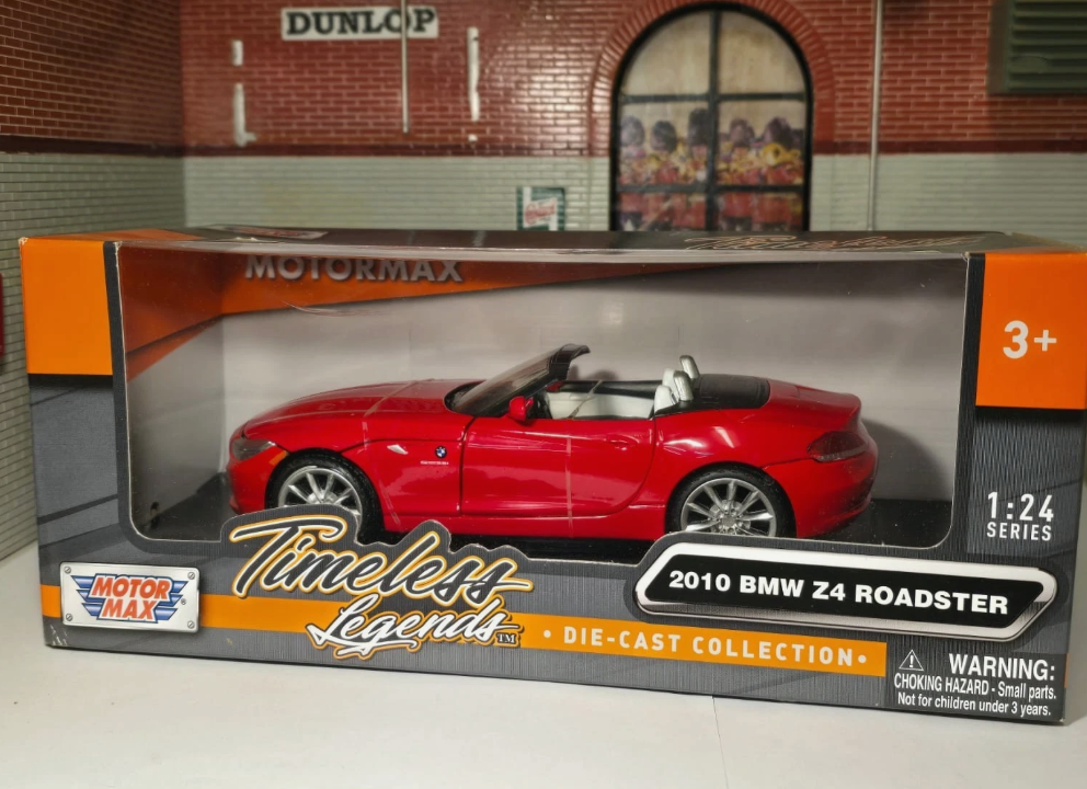 BMW 2010 Z4 Cabriolet Roadster 73349 Maisto 1:24
