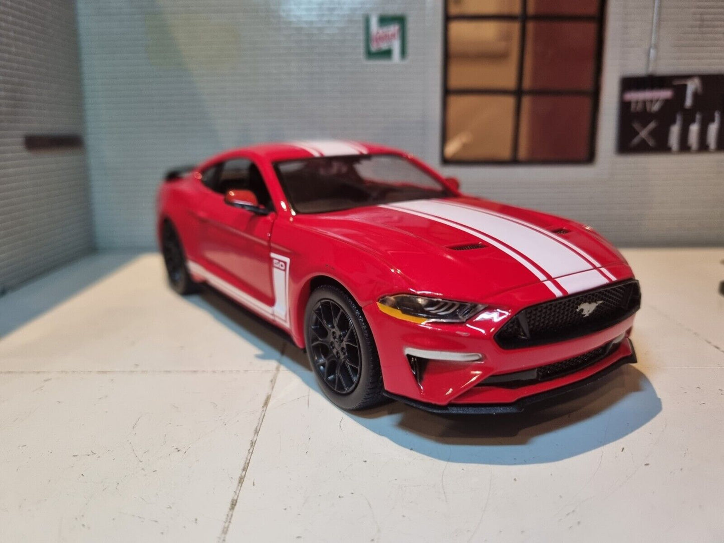 Ford Mustang 2018 3.7 5.0 V8 GT 73787 Motormax 1:24