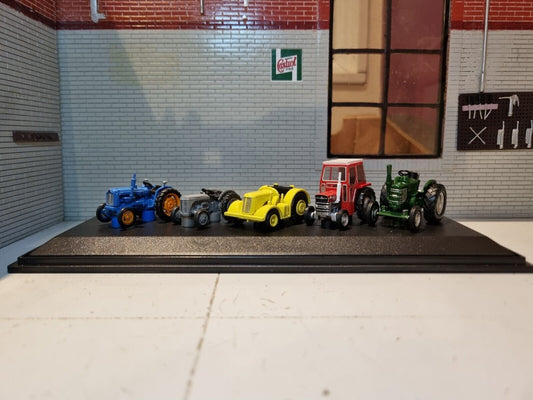 Traktor-Set mit 5 Stück, Ford, Ferguson, David Brown, Field Marshal 76SET33 Oxford Diecast 1:76