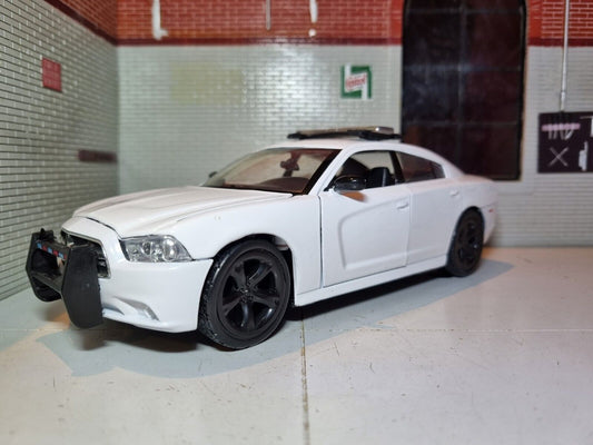 Dodge 2011 Charger Police Pursuit Motormax 79532 1:24