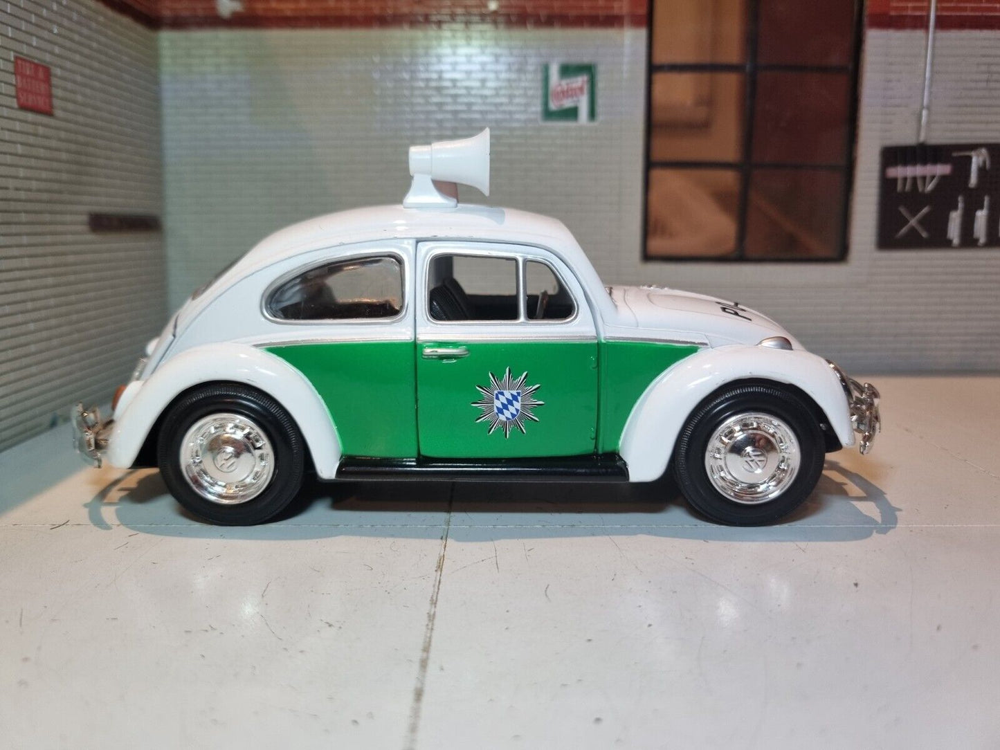 Volkswagen Beetle 1966 German Police Car 79588 Morotmax 1:24