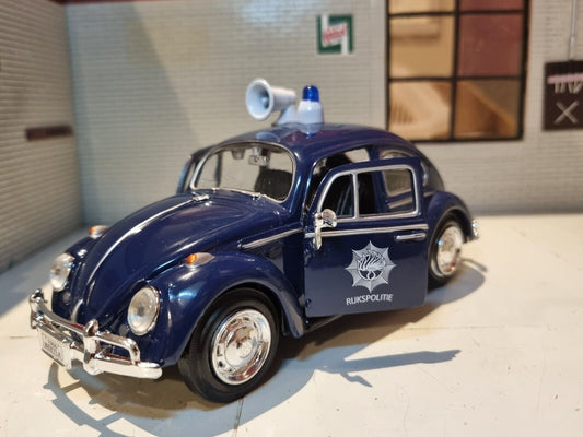 Volkswagen 1966 Beetle Dutch Police Car 79589 Motormax 1:24