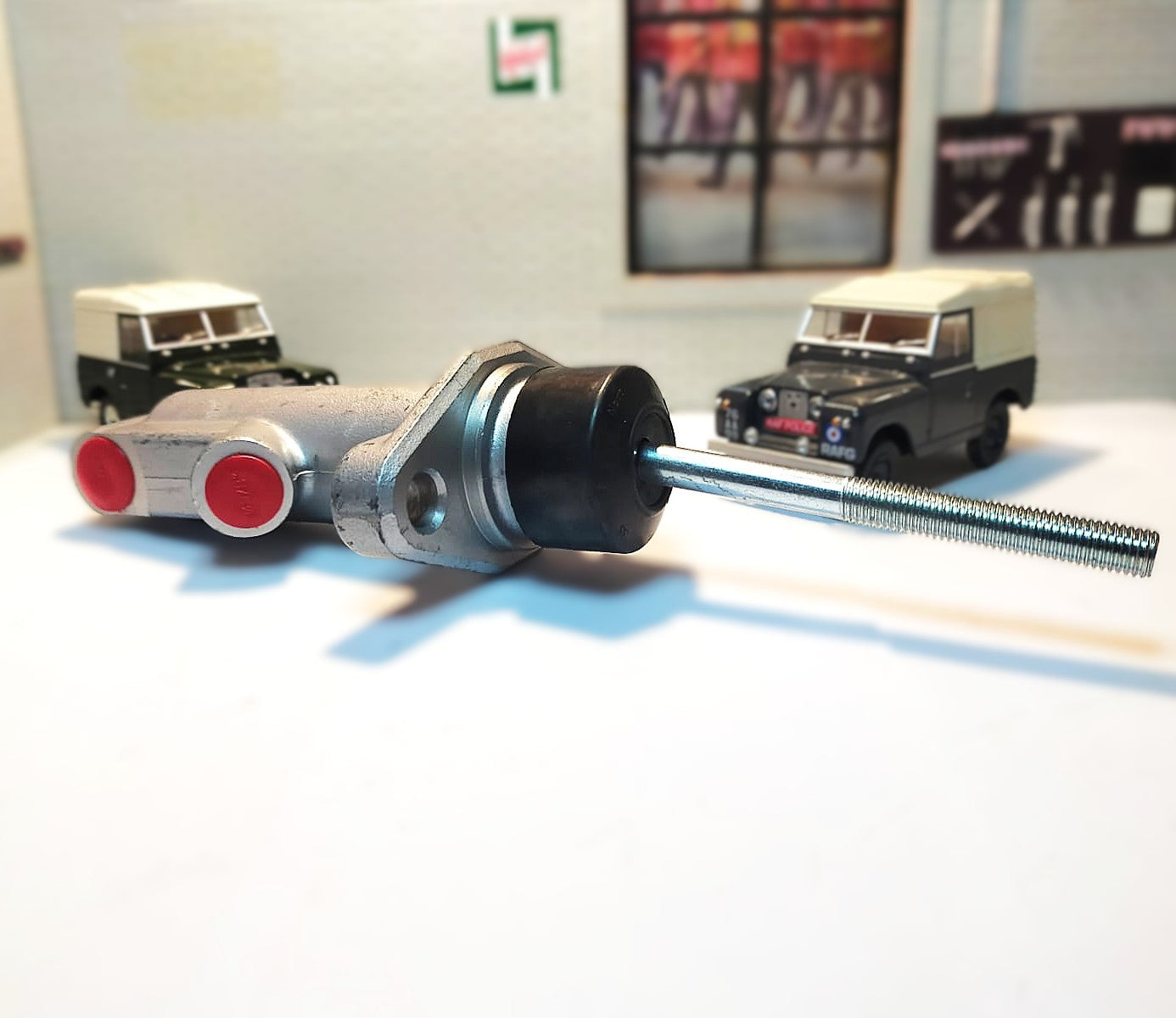 Brake Master Cylinder CV Type 90569126 569126 Land Rover Series 2, 2a