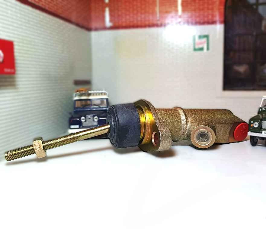 Brake Master Cylinder CV Type 90569126 569126 Land Rover Series 2, 2a