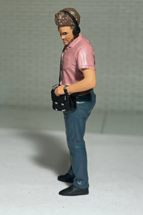 "On Air" Sound Technician AD-24404 American Diorama 1:24