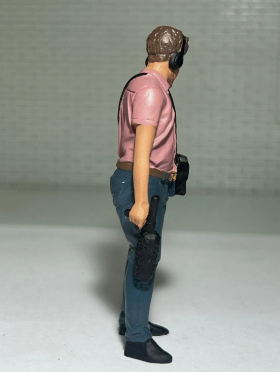 "On Air" Sound Technician AD-24404 American Diorama 1:24