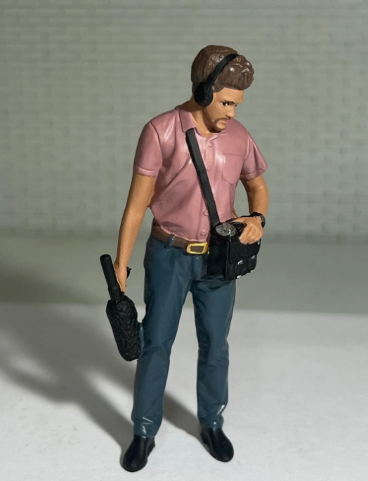 "On Air" Sound Technician AD-24404 American Diorama 1:24