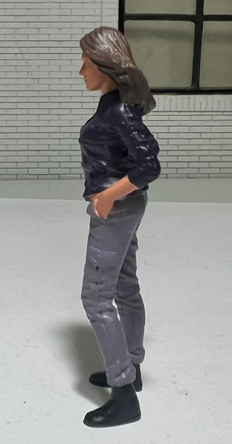 "Car Meet 3 - Figure 5" AD-76430 American Diorama 1:24