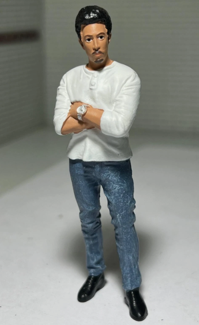 "Car Meet 3 - Figure 8" AD-76433 American Diorama 1:24