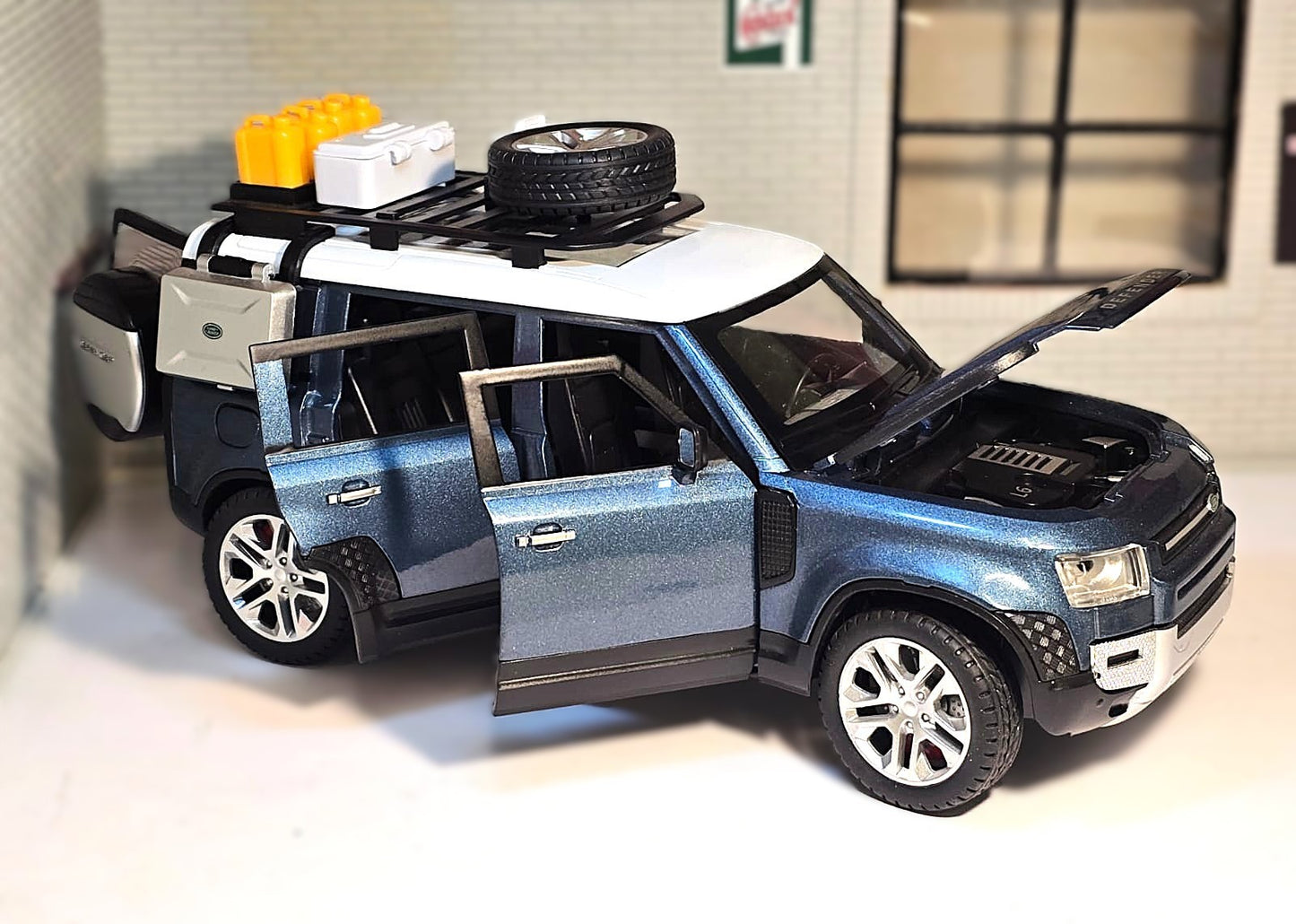 Land Rover 2022 Defender 110 CZ607 Che Zhi 1:24