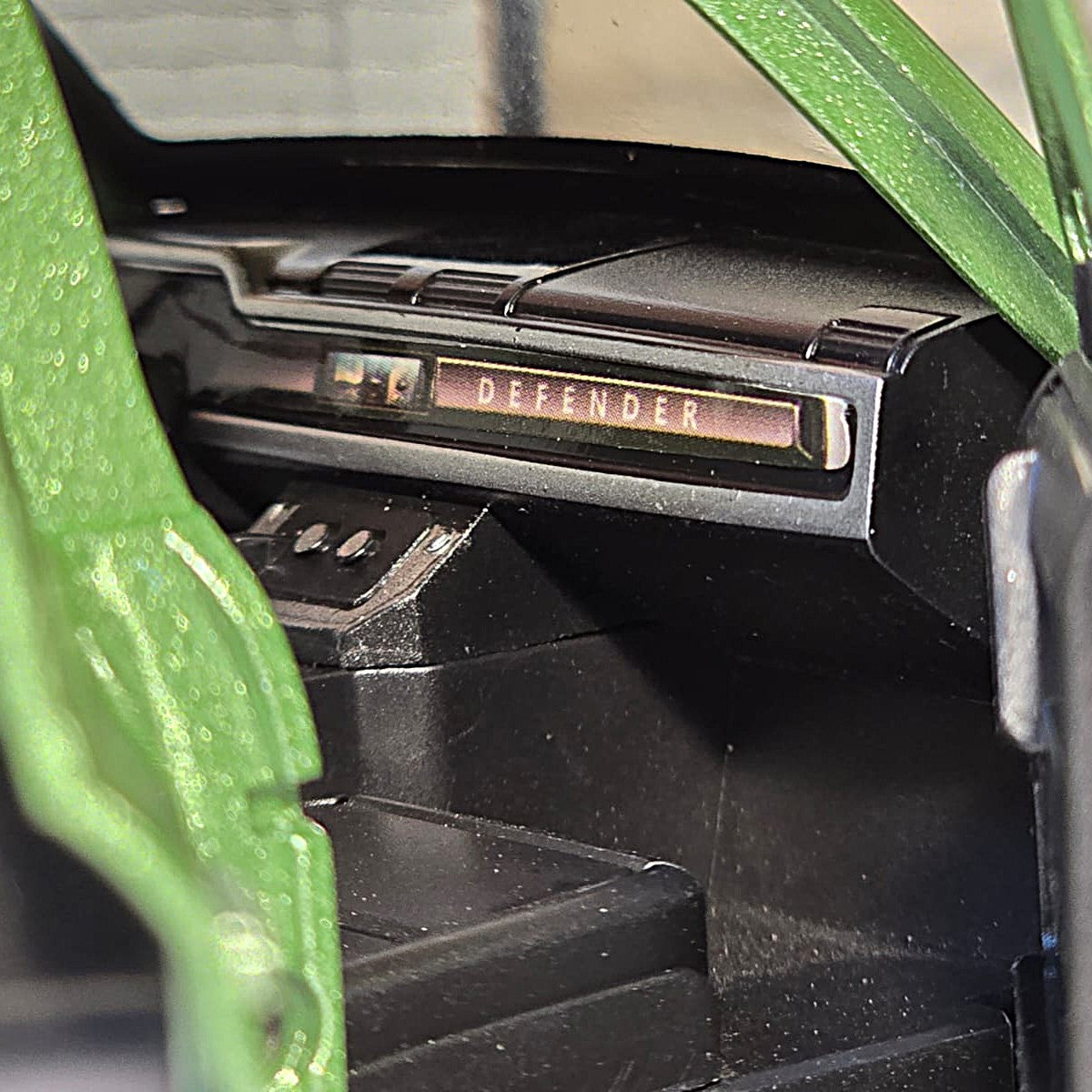 Land Rover 2022 Defender 110 CZ607 Che Zhi 1:24