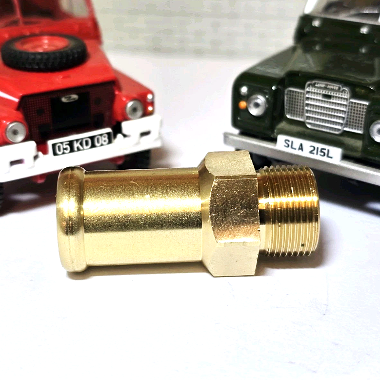 Land Rover Series 3 5MB Brass Heater Pipe Union ERC9453