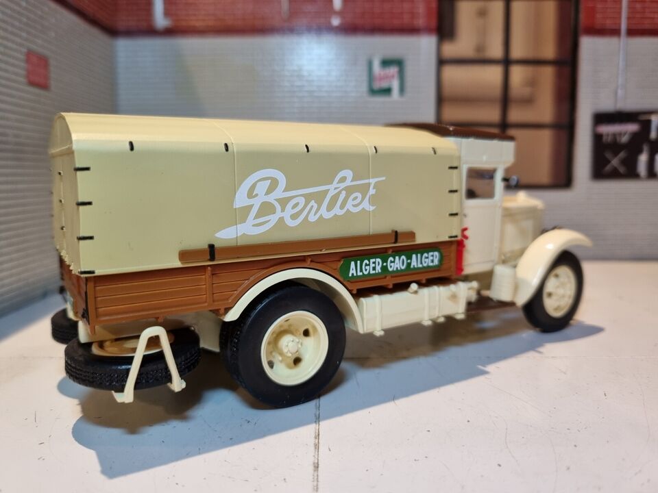 Berliet 1932 Truck Canvas Tilt Diesel Gvl 28 Telonato 1:43