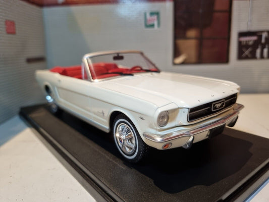 Ford 1965 Mustang 289 Ex Magazine 1:24