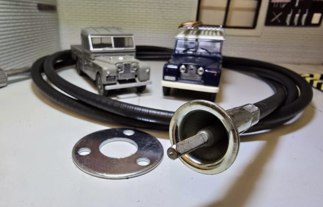 Land Rover Series 1, 2 & 2a Smiths Jaeger Speedo Speedometer Cable Uni ...