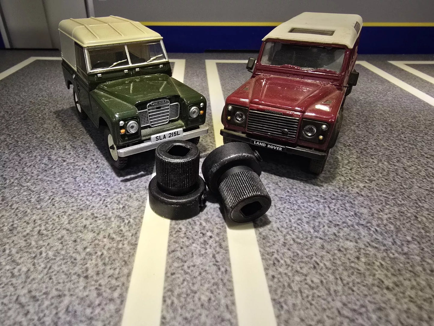 Land Rover Spindle Adaptors  STC987, LU60270449, 60270449