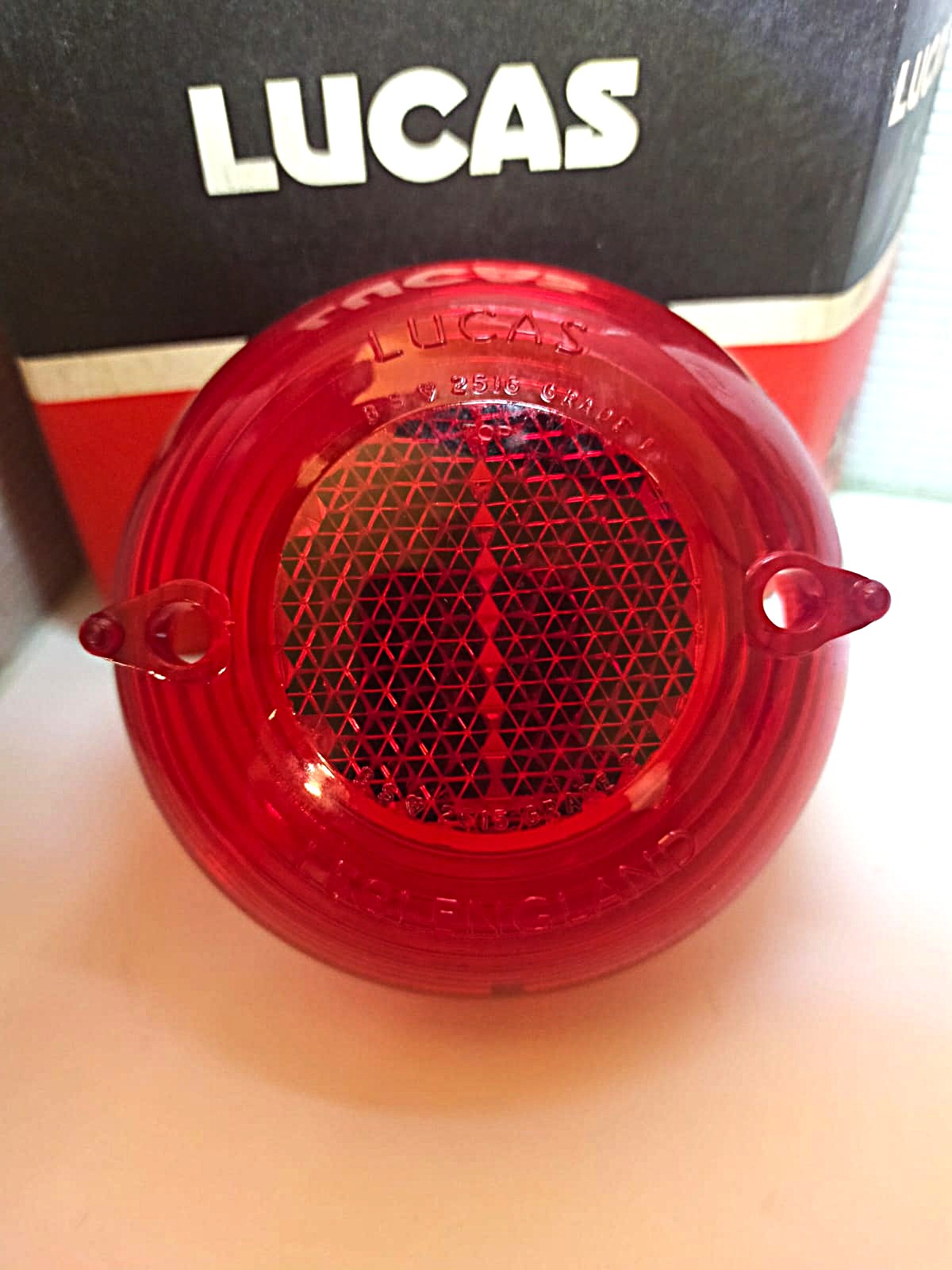 LUCAS L581 Brake Tail Light Lens 589448 Land Rover Series 2,2a