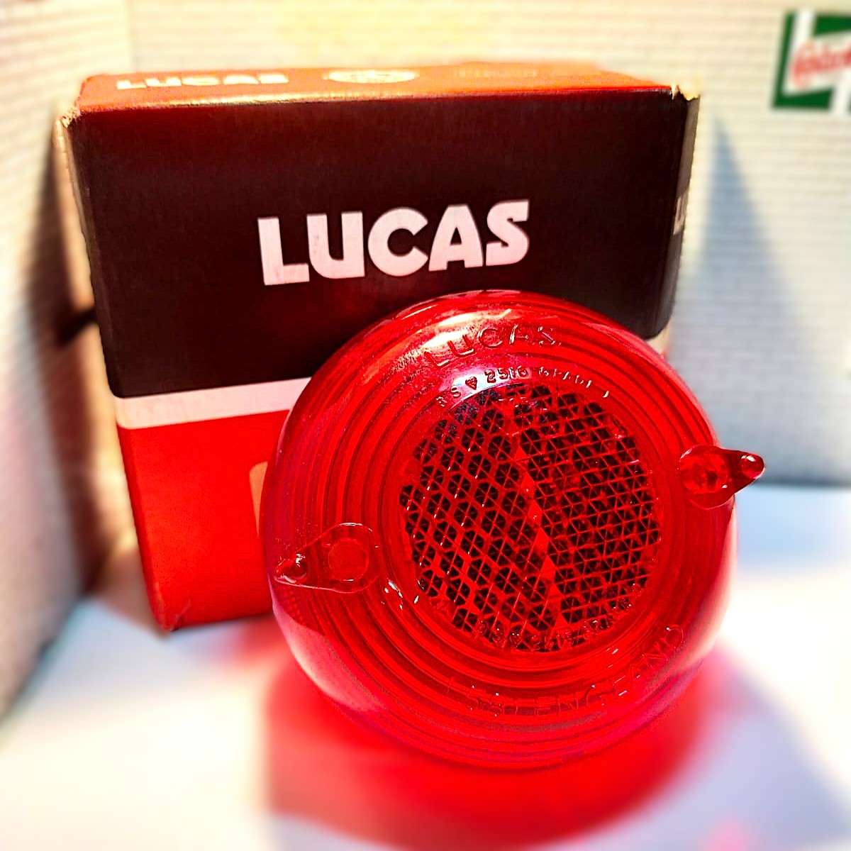 LUCAS L581 Brake Tail Light Lens 589448 Land Rover Series 2,2a