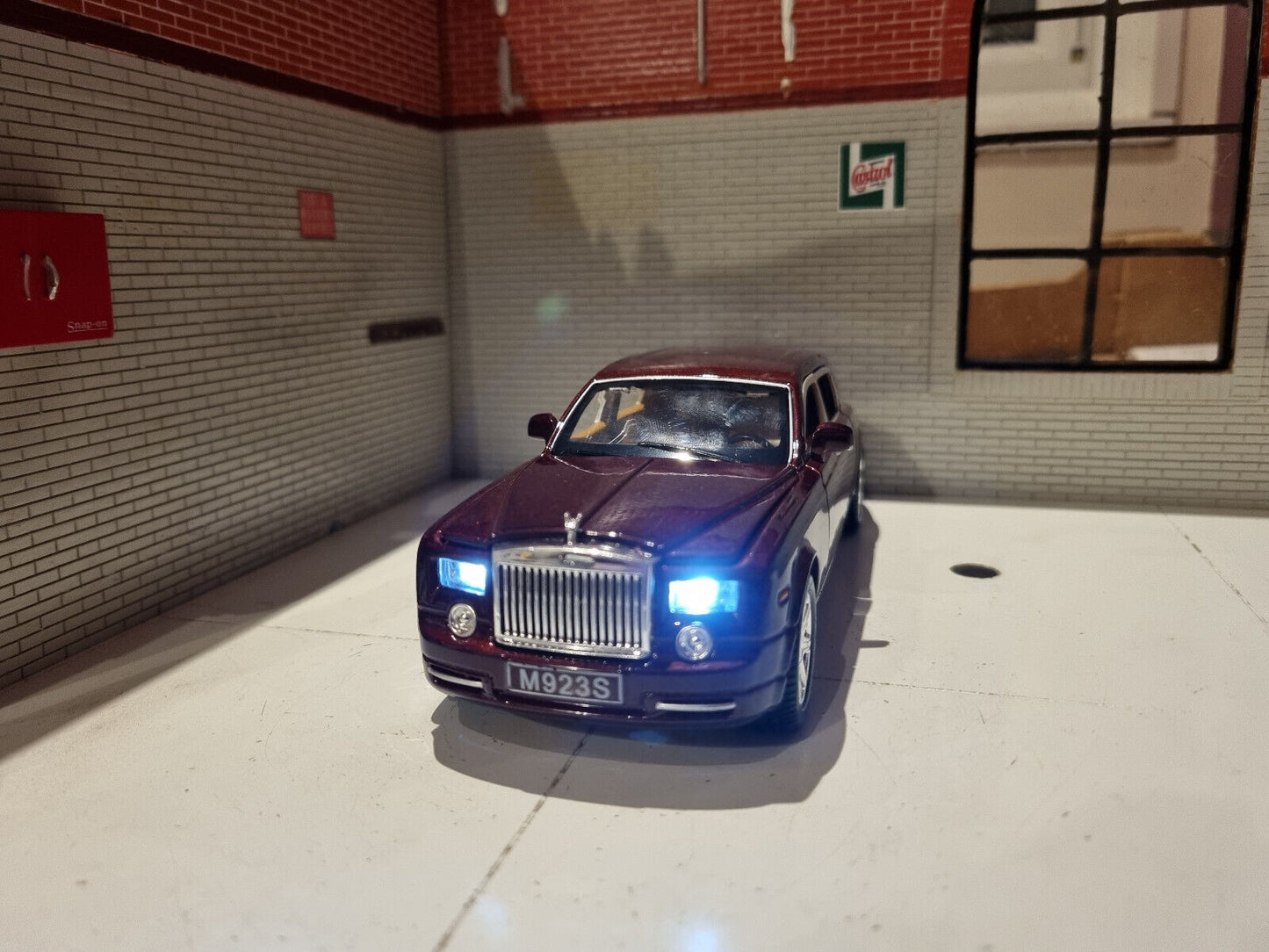 Rolls-Royce 2018 Phantom M923S-6 XLG 1:24/1:32