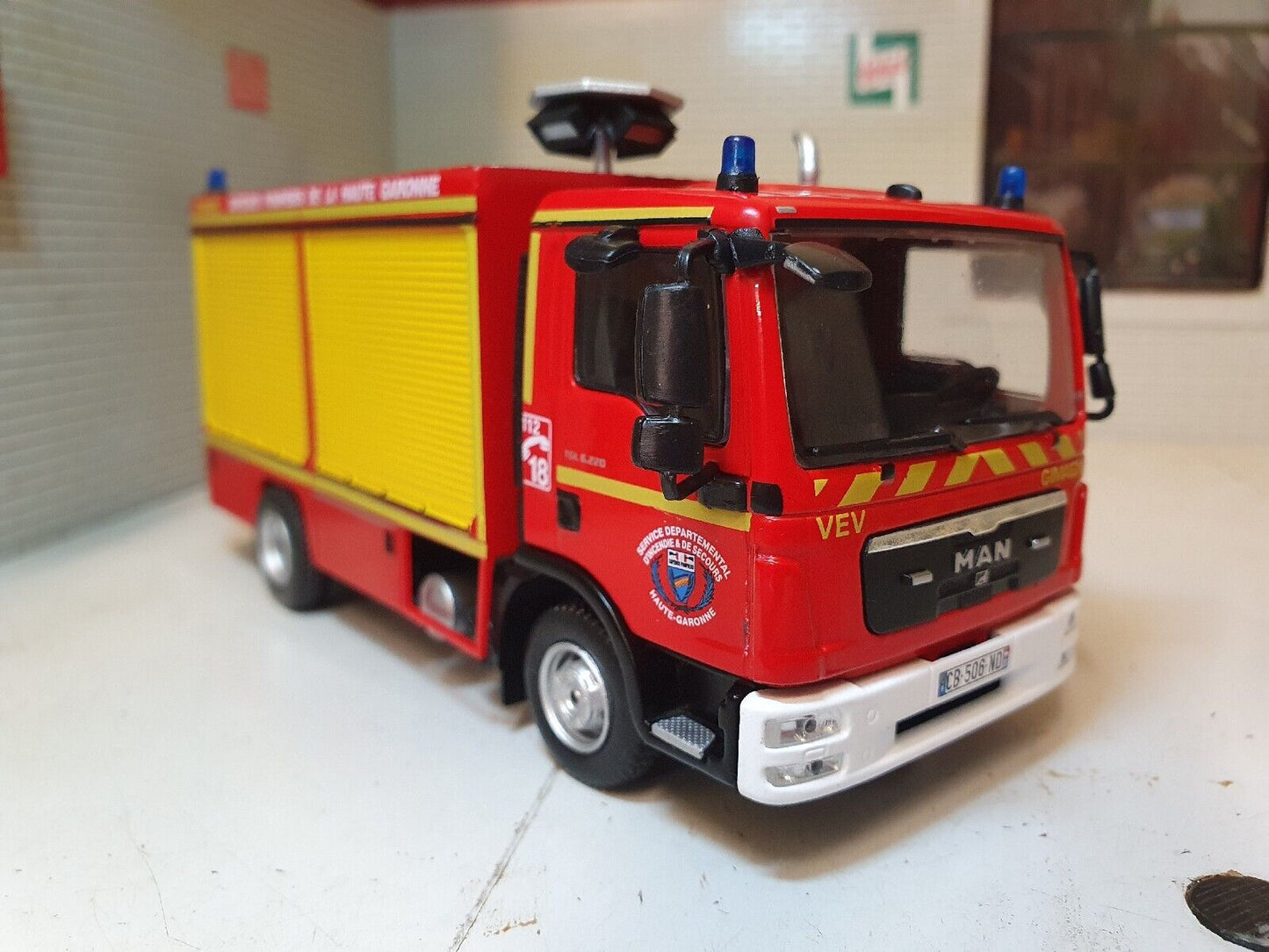 MAN 2014 TGL 8.220 Gimaex Camion de Pompier Français 1:43