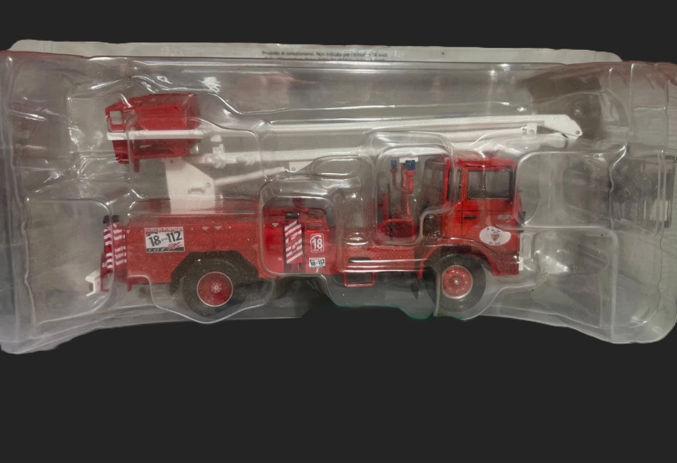 Renault JP11 1988 French Fire Truck Ex-Magazine 1:43